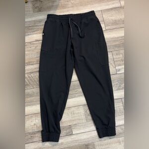 Jaanuu women’s Black jogger scrub Pants size M